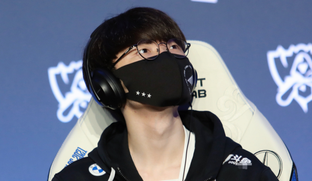 NS碾压KT,BDD打出惊人五杀宿敌对决全球总决赛,成为赛场最大亮点 NS碾压KT,BDD打出惊人五杀宿敌对决全球总决赛,成为赛场最大亮点