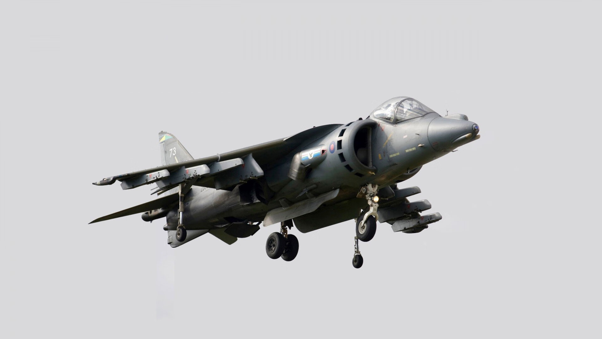 强压之下，少年称王，卡马文加如何在风暴眼中接管2026