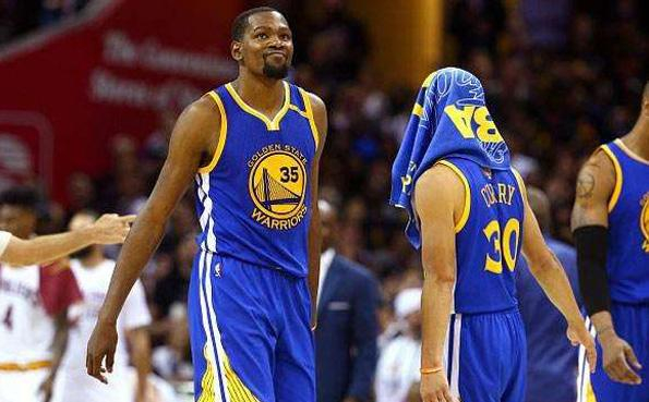 开云官网-深圳队完胜火箭，库里刷新纪录